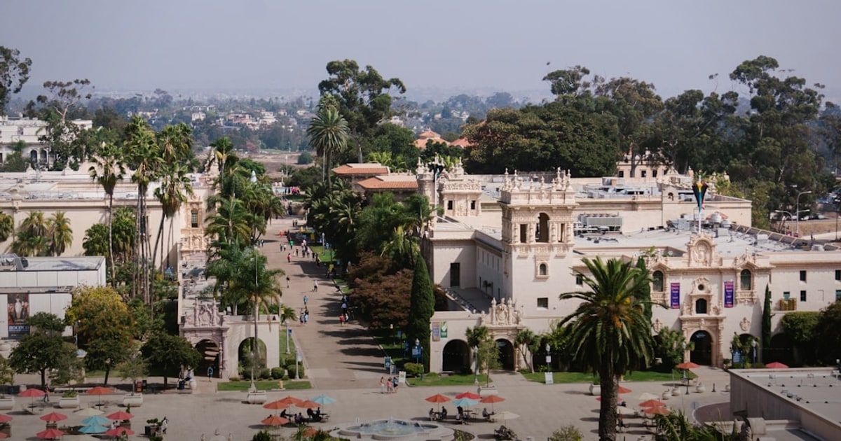 CBRE Facilitates $3.7M Multi-Tenant Retail Transaction in San Diego Suburb