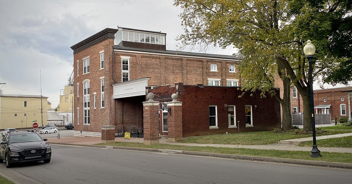 Industrial Real Estate Faces Ethics Questions as Warehouses Convert to Immigration Detention Centers